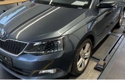 Skoda Fabia 35.600 km 14.890 &euro; Bensheim 64625