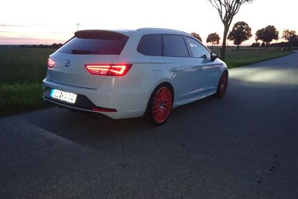 Seat Leon 118.500 km 16.500 &euro; Erding 85435