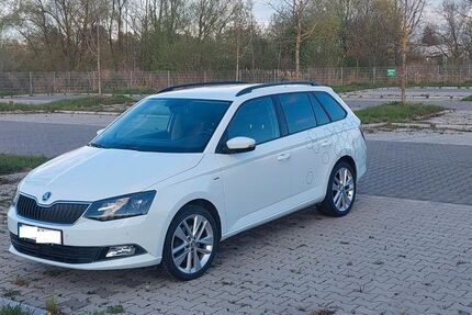 Skoda Fabia 62.000 km 11.350 &euro; Weil 86947