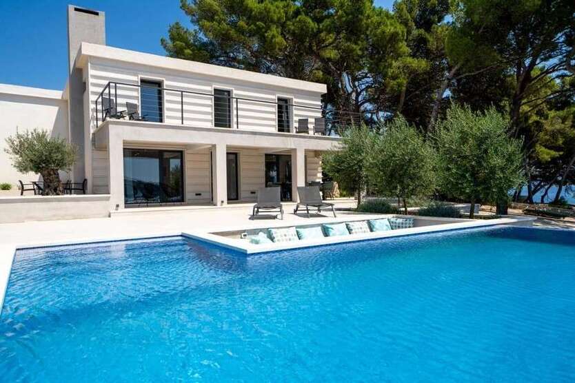 Haus zum Kaufen in Insel Brac 1.900.000 € 314 m²