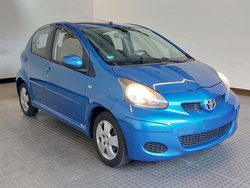 Aygo (X)