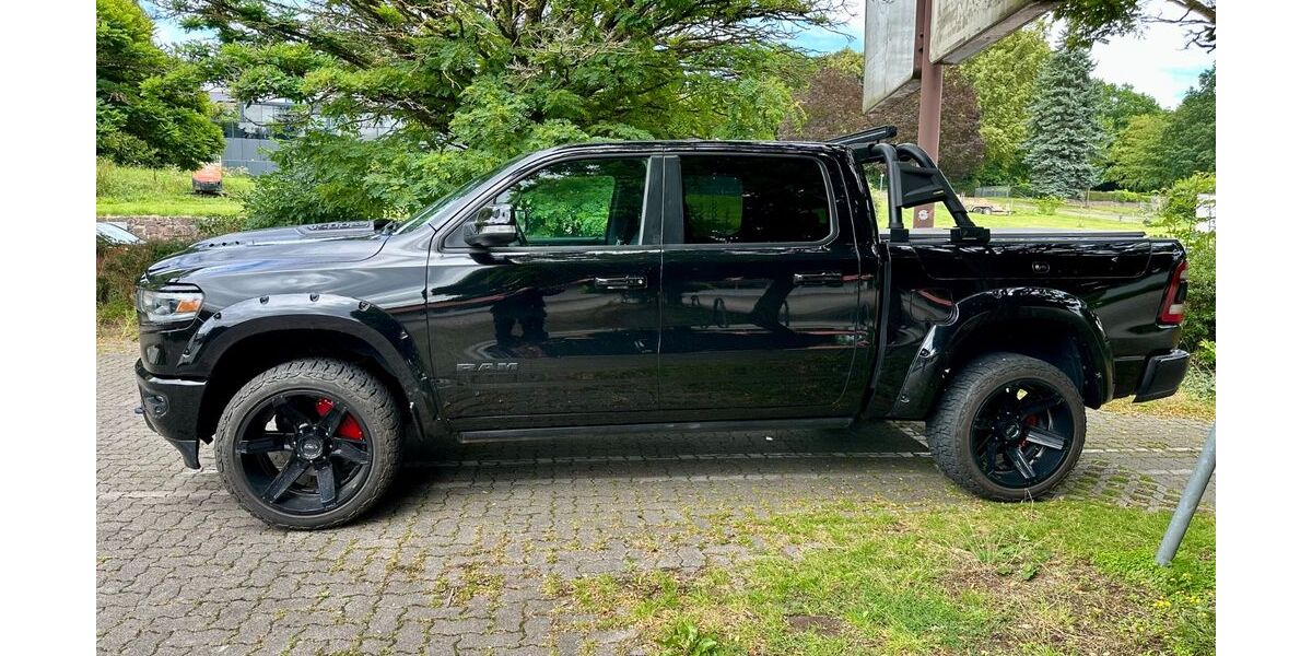 Dodge RAM 81.000 km 55.000 &euro; Dassel 37586