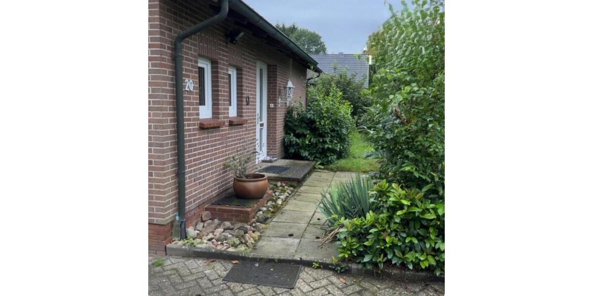 EFH mit Garage und 2.567 m² Grundstück von PRIVAT 2.5 zimmer