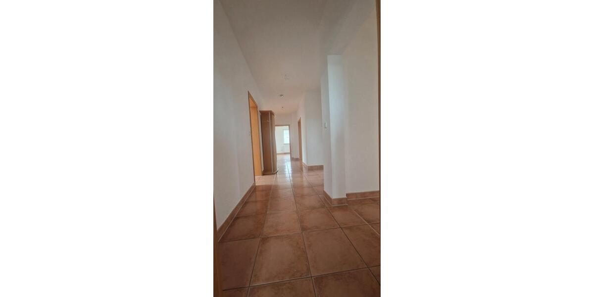Etagenwohnung Celle Altencelle - 5 Zimmer, 146 m&sup2;, 1.200&euro; | Angebot:26411283