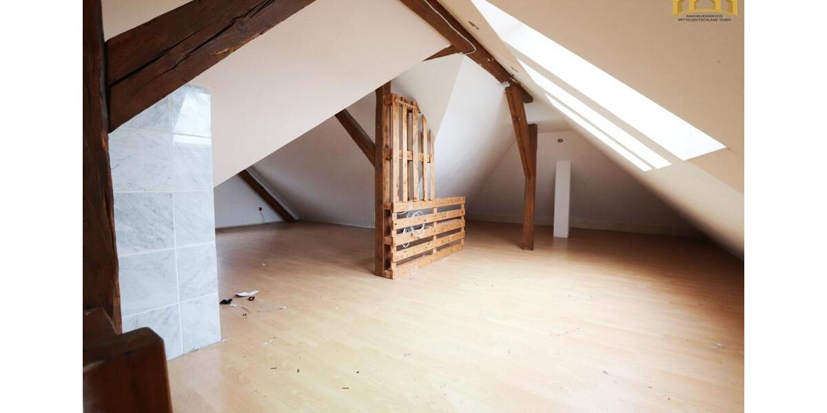 Dachgeschoßwohnung Hettstedt - 3 Zimmer, 120 m&sup2;, 520&euro; | Angebot:26233708
