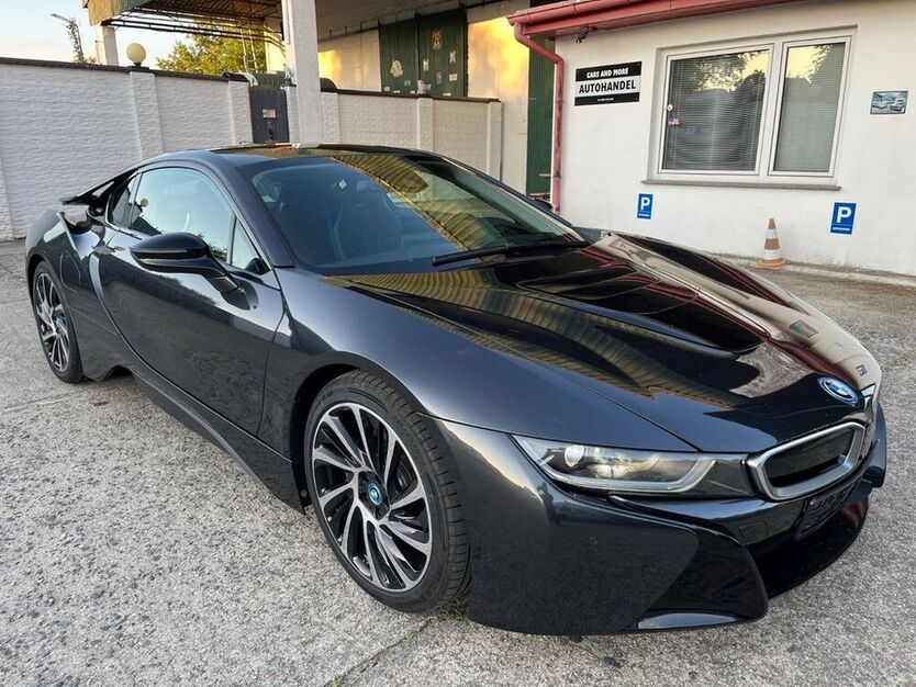 i8