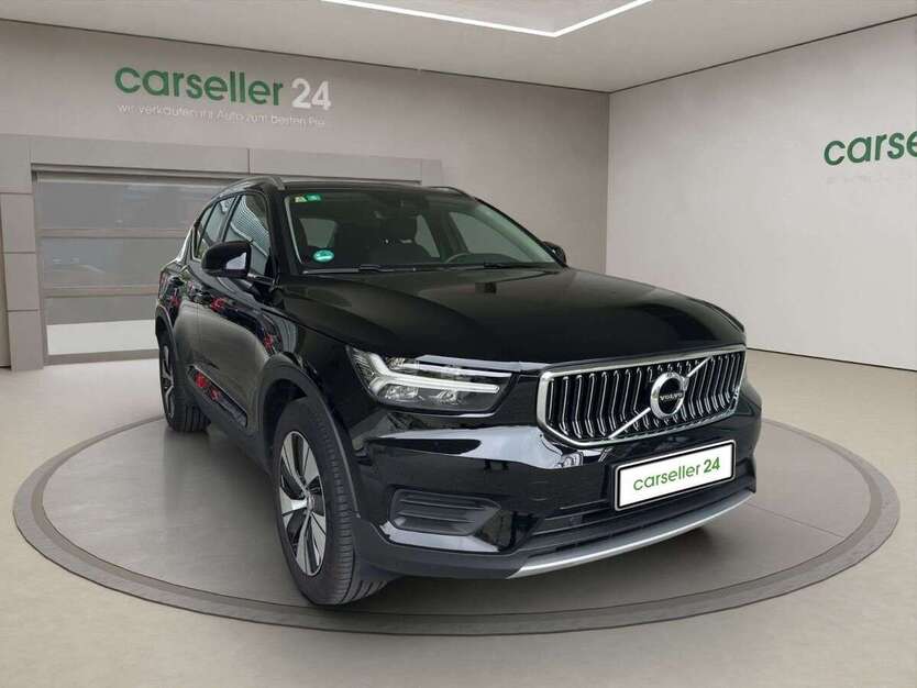 Volvo XC40 34.720 km 28.499 € München 80935