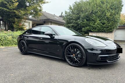Porsche Panamera 94.000 km 59.299 € Köln 51063