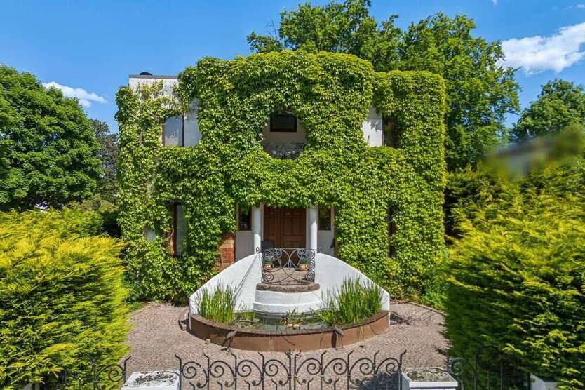 Haus zum Kaufen in Ratingen 1.350.000 € 238 m²