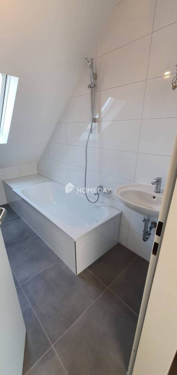 Charmantes Mehrfamilienhaus in Niederzier - gepflegt, modernisiert und voll vermietet 7 zimmer