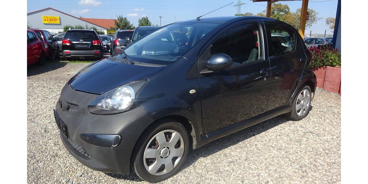 Toyota Aygo (X) 161.585 km 1.200 &euro; Dresden 01219