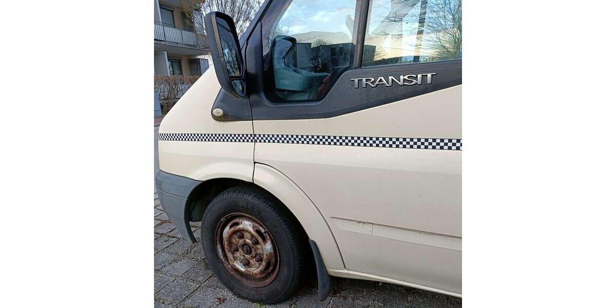 Ford Transit 483.000 km 1.890 &euro; Karlsfeld 85757