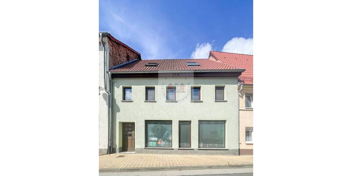 Reihenmittelhaus Bad Schmiedeberg - 7 Zimmer, 270 m&sup2;, 219.000&euro; | Angebot:25692297