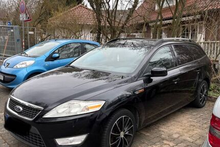 Ford Mondeo 218.000 km 2.900 &euro; Bad Arolsen 34454