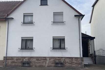 Haus Quierschied - 6 Zimmer, 110 m&sup2;, 169.000&euro; | Angebot:25306518