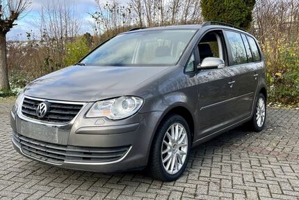 VW Touran 156.000 km 6.290 € Taunusstein 65232