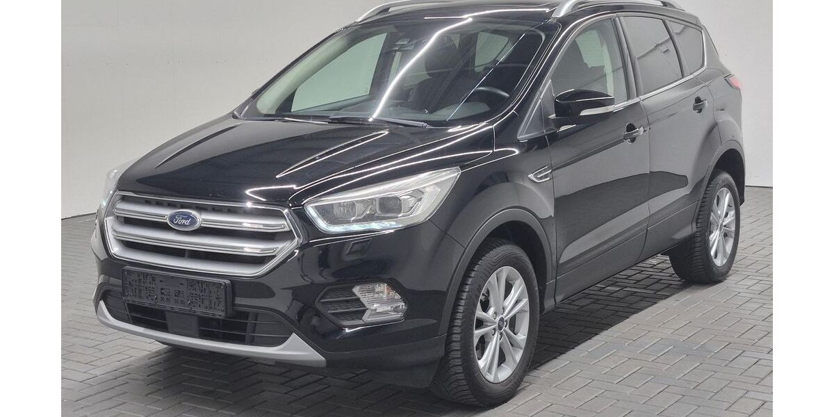 Ford Kuga 70.000 km 16.980 &euro; Langenweddingen 39171