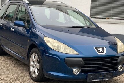 Peugeot 307 105.000 km 3.900 € Langen 63225