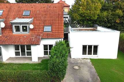 Haus zum Kaufen in Landau 349.000 € 219.45 m² 8 zimmer