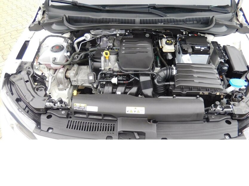 VW Polo 1.0 Life MPI BMT 4Trg Klima Navi LED 21.400 km 15.390 € Vordorf 38533
