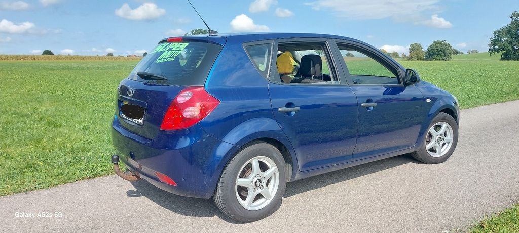Kia ceed / Ceed 229.000 km 2.300 € Petting 83367