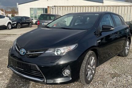 Toyota Auris 132.000 km 11.590 € Haßmersheim 74855