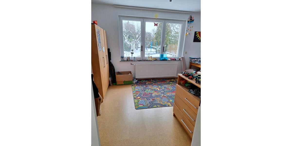 Moderne 4-Zimmer Wohnung mit großem Garten 4 zimmer