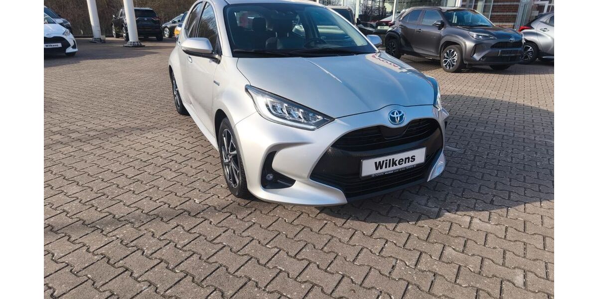 Toyota Yaris 45.000 km 19.490 &euro; Lohne 49393