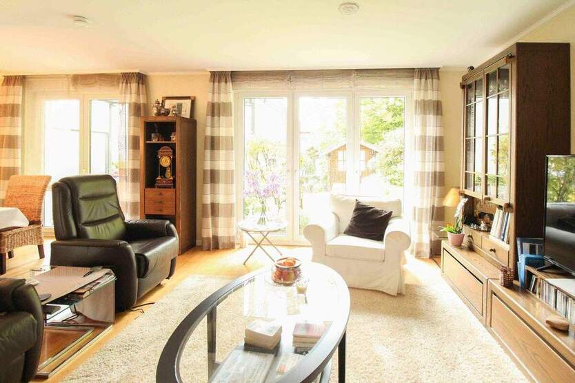 Wohnen im Grünen - charmante Erdgeschosswohnung mit Garten und Terrasse am Waldrand 3 zimmer