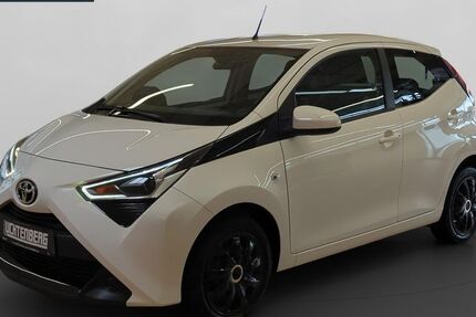 Toyota Aygo (X) 55.950 km 10.850 &euro; Leverkusen 51381