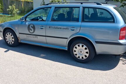 Skoda Octavia 206.000 km 1.690 &euro; MARKT WALD 86865