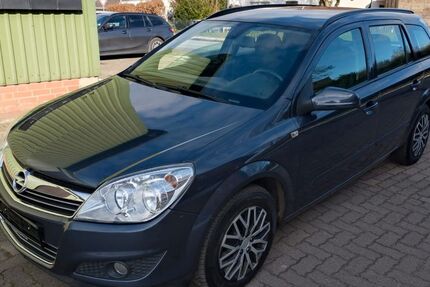 Opel Astra 266.000 km 2.900 &euro; lübeck 23560