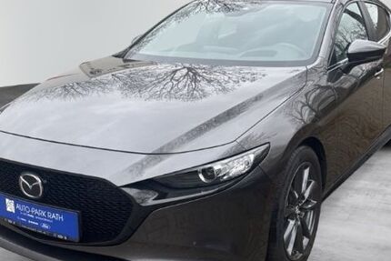 Mazda 3 8.500 km 25.990 &euro; Düsseldorf 40472