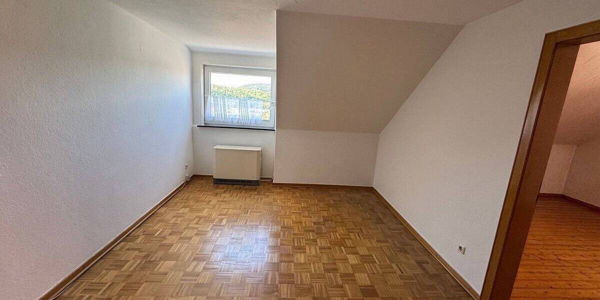 Etagenwohnung Kreiensen Kreiensen - 5 Zimmer, 112 m&sup2;, 59.000&euro; | Angebot:25666095