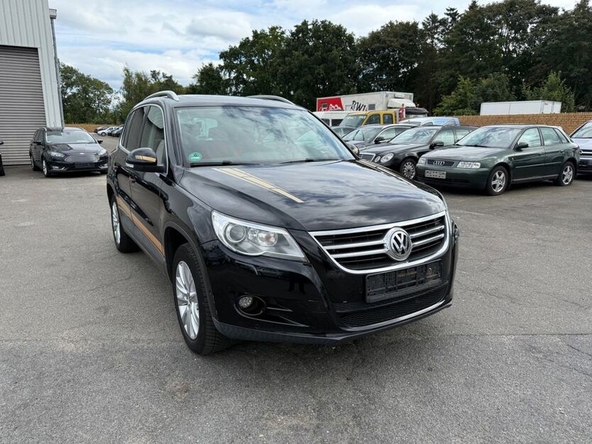 VW Tiguan 129.245 km 8.300 € Rendsburg ja 24768