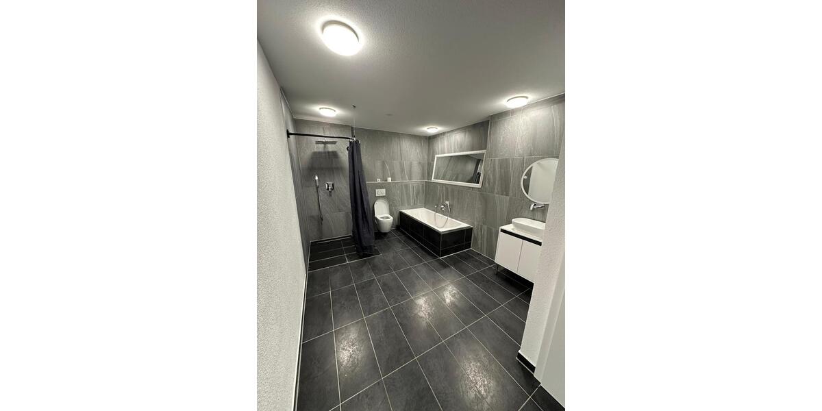 Etagenwohnung Albstadt - 3 Zimmer, 98 m&sup2;, 900&euro; | Angebot:26338521