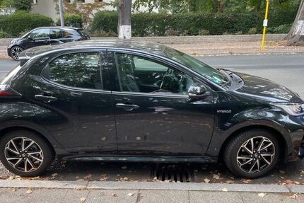 Toyota Yaris 15.860 km 18.400 &euro; München 81925