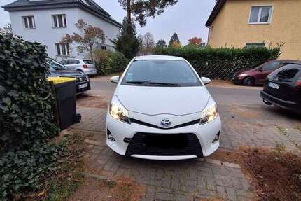 Toyota Yaris 113.000 km 8.500 € Berlin 13587