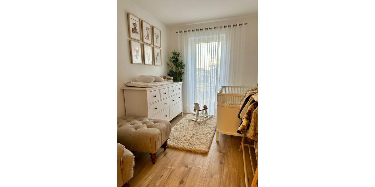 Maisonettenwohnung Regensburg Konradsiedlung - 5 Zimmer, 150 m&sup2;, 2.250&euro; | Angebot:25393395