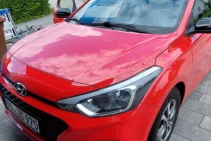 Hyundai i20 57.500 km 10.800 € Neukirchen v. Wald 94154