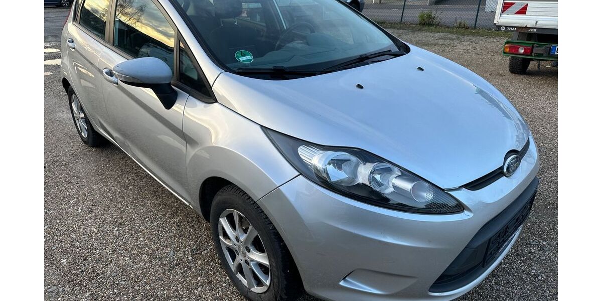 Ford Fiesta 210.000 km 2.100 &euro; Bergisch Gladbach bei Köln 51469