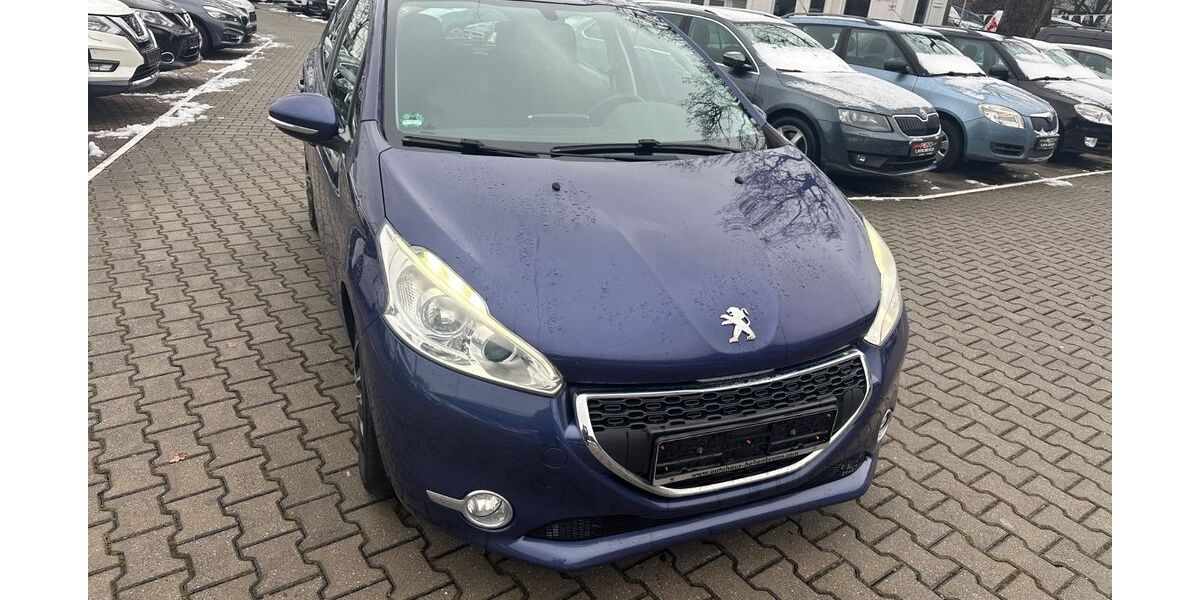 Peugeot 208 149.630 km 2.990 &euro; München OT Trudering-Riem 81825