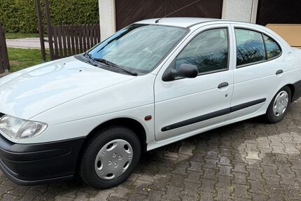 Renault Megane 119.814 km 1.500 &euro; Bad Abbach 93077