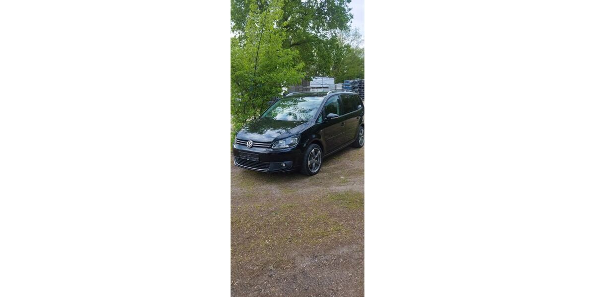 VW Touran 261.000 km 6.500 &euro; Berlin 10365