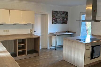 Oberwohnung 6-ZKB Balkon Loggia 175 qm Norden Bahnhofstraße 1 zimmer