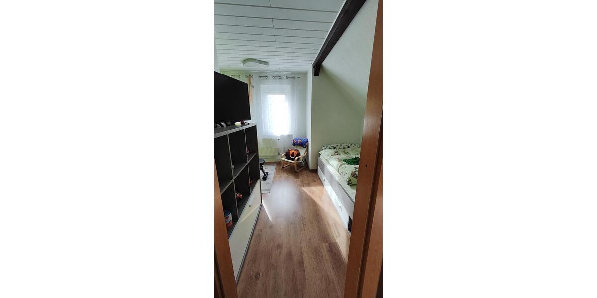 Etagenwohnung Ottendorf-Okrilla Okrilla - 7 Zimmer, 172 m&sup2;, 1.590&euro; | Angebot:25478314