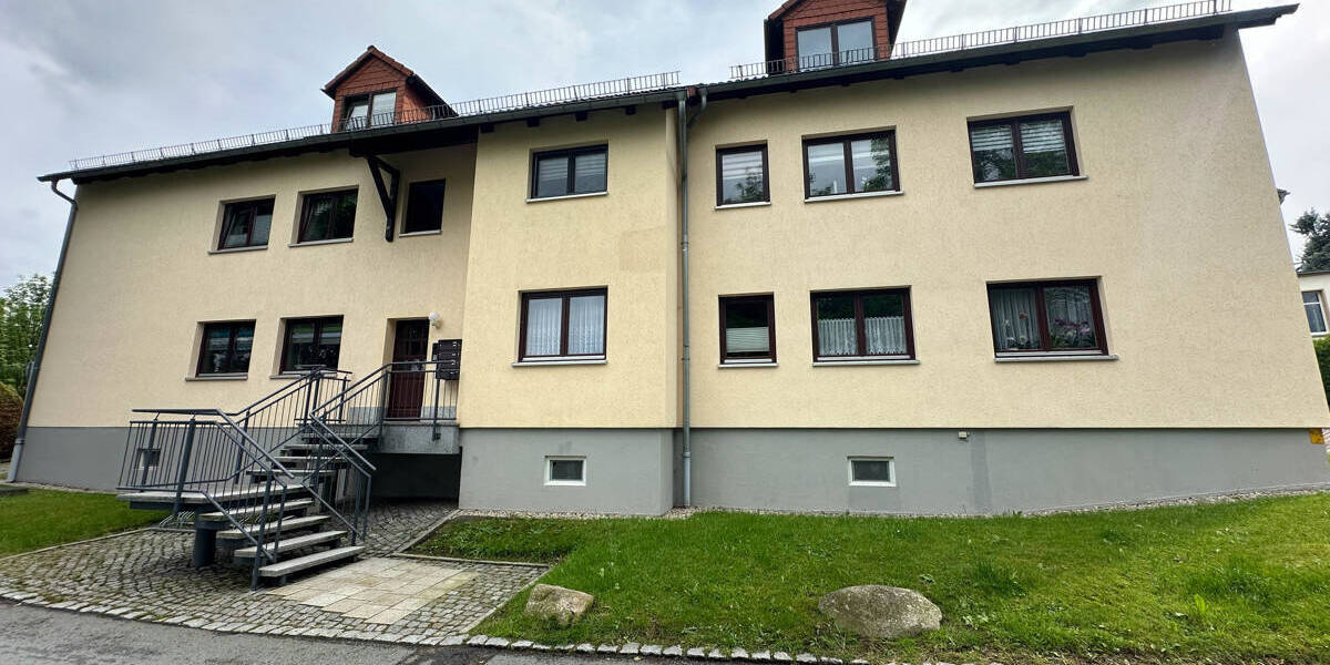 Eigentumswohnung in Traumlage: 4-Raum, Balkon & Stellplatz in Oelsnitz | Erzgebirge bei Stollberg 4 zimmer