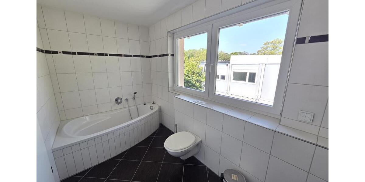 Doppelhaushälfte Dortmund Hombruch - 5 Zimmer, 160 m&sup2;, 1.800&euro; | Angebot:26251464
