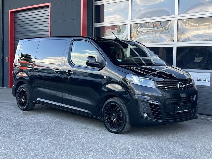 Zafira Life