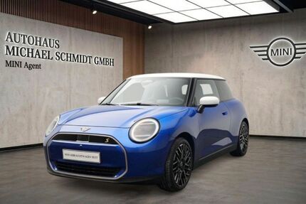 Mini Cooper SE 4.352 km 35.180 &euro; Starnberg 82319